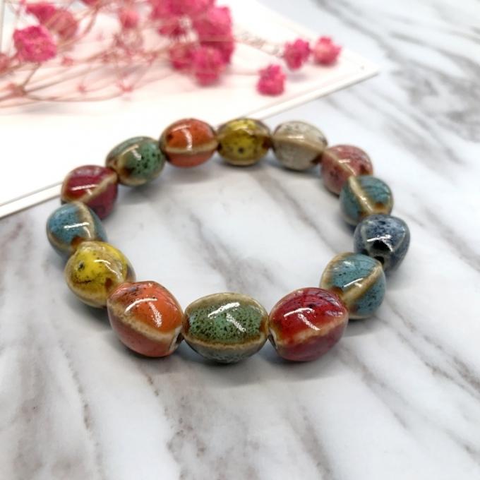 Estilo &eacute;tnico Venta de coraz&oacute;n de alta temperatura Esmalte de flores Esmalte de cer&aacute;mica de color Brazalete cer&aacute;mico Retro Brazalete pintado de m&uacute;ltiples estilos