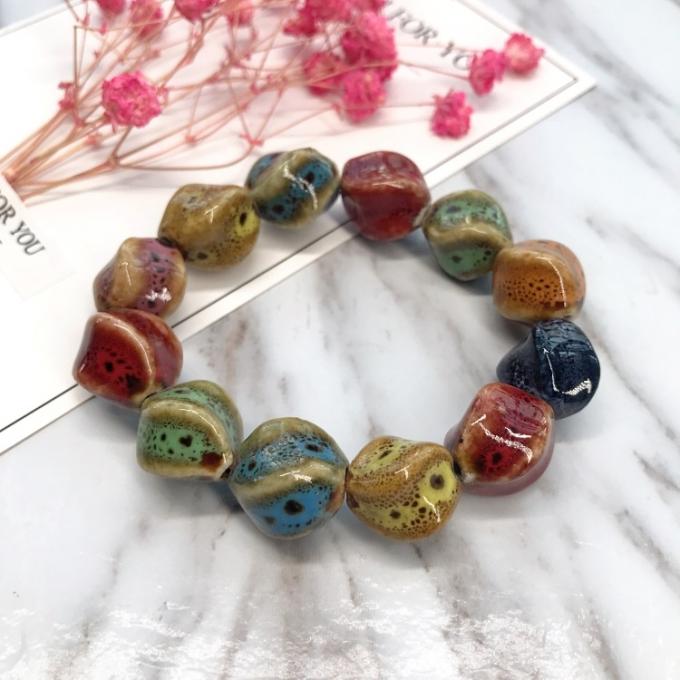 Estilo &eacute;tnico Venta de coraz&oacute;n de alta temperatura Esmalte de flores Esmalte de cer&aacute;mica de color Brazalete cer&aacute;mico Retro Brazalete pintado de m&uacute;ltiples estilos