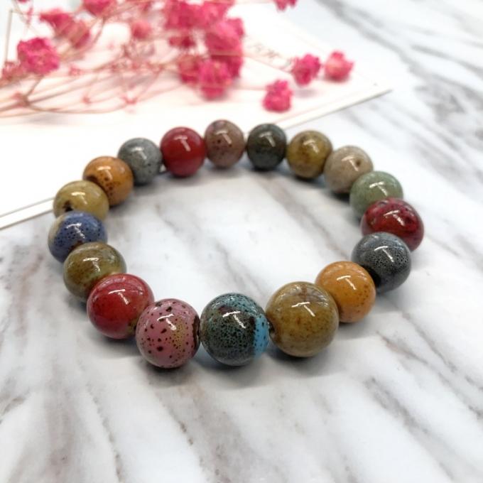 Estilo &eacute;tnico Venta de coraz&oacute;n de alta temperatura Esmalte de flores Esmalte de cer&aacute;mica de color Brazalete cer&aacute;mico Retro Brazalete pintado de m&uacute;ltiples estilos